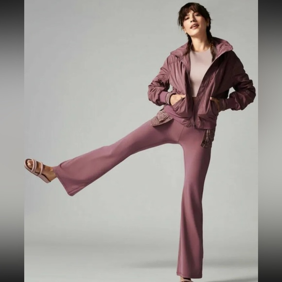 Athleta Point Reyes Bomber II Jacket - Picture 3 of 10